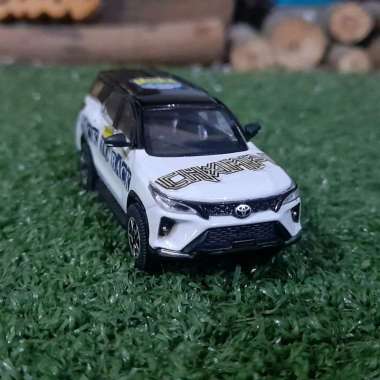 Diecast Miniatur Toyota Fortuner PERSIB JUARA skala 1:64
