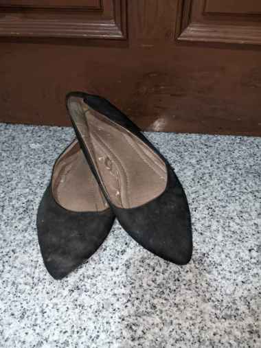 Sepatu Slop Rubi Hitam