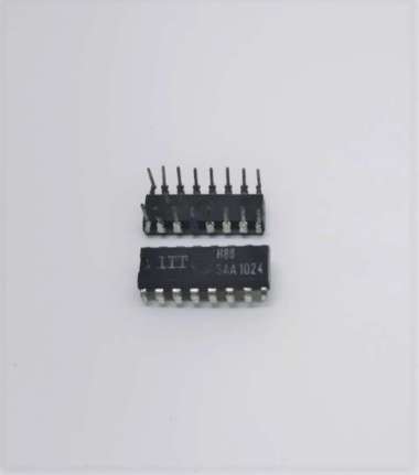 IC SAA1024 Remote Control Transmitter Unit