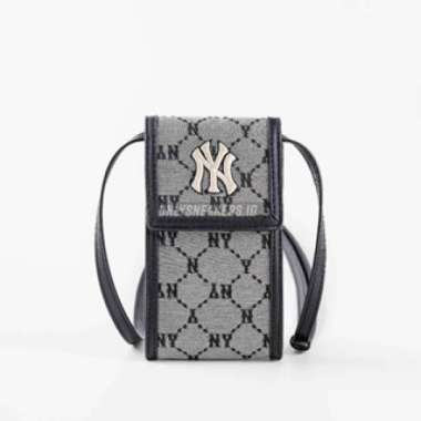 MLB NY MONOGRAM DIAMOND JACQUARD PHONE BAG IN GREY (100% AUTHENTIC)