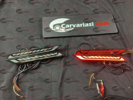 Lampu bumper reflektor innova zenix led bumper innova zenix Merah