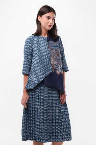 MINIMAL - Jarna - Blouse Asimetris Motif Etnik - Navy S Navy