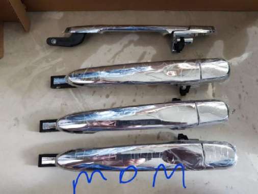 Handel Pintu / Handel Pegangan Pintu Chrome Ganti All New Avanza 2012+