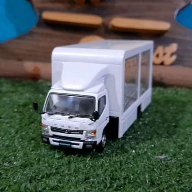 Diecast Miniatur Mitsubishi Fuso Canter skala 1:64
