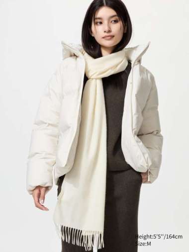 UNIQLO Jaket Parka Hoodie winter wanita Seamless Down Off white XL