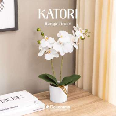 Dekoruma KATORI Bunga Tiruan Orchid Whiyte dalam Pot Putih