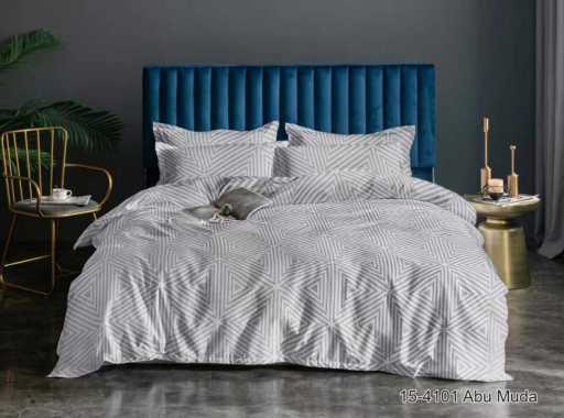 BEDCOVER SAJA TANPA SPREI BAHAN MICROTEX DISPERSE EMBOS PUTIH