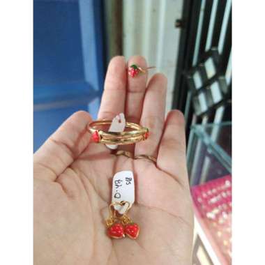Set Perhiasan Emas Asli Untuk Anak Bayi Gelang Cincin Anting Karakter Strawberry Cantik Emas Asli