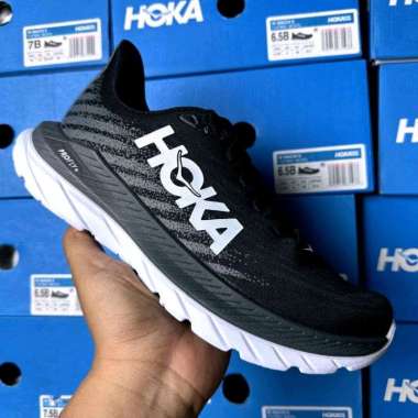 HOKA W MACH 5 RUNNING FOR WOMENS ORIGINAL BNIB (1127894 BCSTL) 38