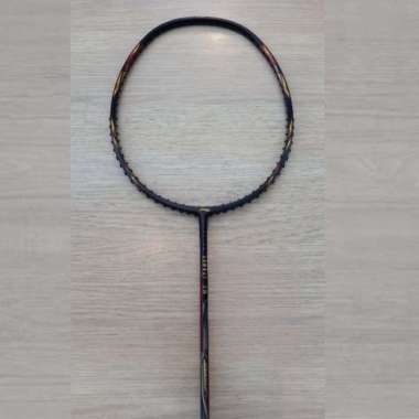 RAKET BADMINTON LINING COMBAT Z8 / COMBAT-Z8 80 GR 84 GR ORIGINAL terbaru lengkap bonus tas baju sen