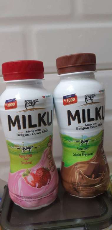 Milku Susu Coklat & strawberry 200 ml Strawberry