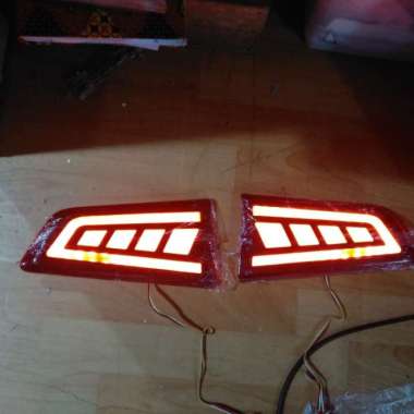 lampu reflektor pintu bagasi belakang grand avanza 2016 Terbaik