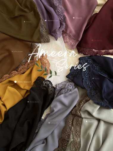 Ameera Set by Mahira Mustard L NP