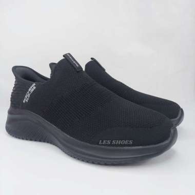SKECHERS SLIP INS/SEPATU SKECHERS PRIA/SLIP ON 42 BLACK