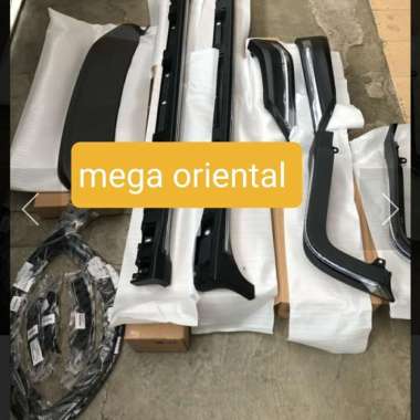 Body kit bodykit venturer full set original Toyota Buat Innova Reborn