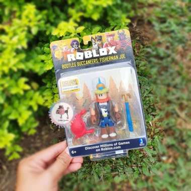 Roblox Celebrity Collection - Bootleg Buccaneers Fisherman Joe