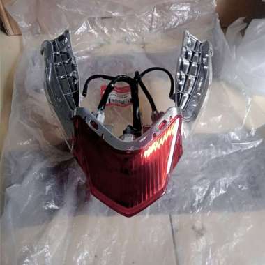 lampu belakang vario techno 125 cbs iss vario techno 125 f1 std vario techno 125 helm-in f1 vario te