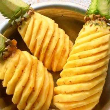 Nanas Palembang Kupas / Buah