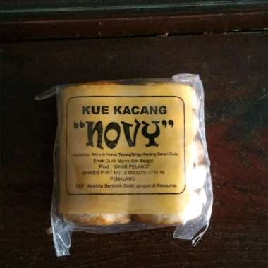 kue kacang / kue kering