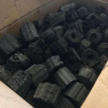 Arang Briket Sawdust (9KG) BBQ Charcoal Serbuk Kayu Hexagonal