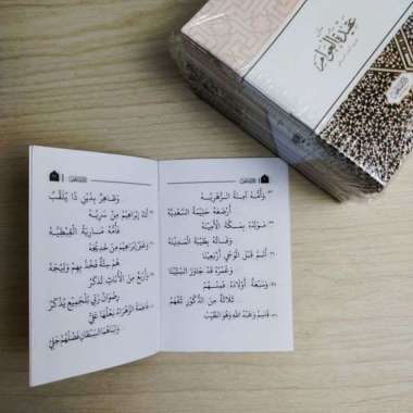 Kitab Hafalan Ukuran Saku Safinatun naja Jurumiyah Aqidatul Awam Arbain Nawawi Taqrib / Darus Sholih