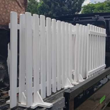 pagar kayu penyekat ruangan/taman/pembatas ruangan P 100 T 80
