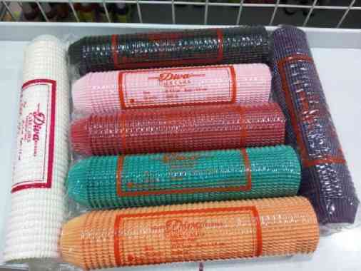 DIVA KERTAS ROTI CAKE CASES 9,5 X 4,1 CM ANEKA WARNA & MOTIF / ROLL Merah