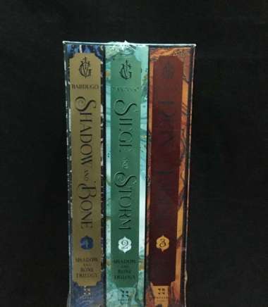 Shadow And Bone Trilogy Boxset