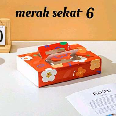 Box Mooncake Mochi Soes Pie egg Tart 6 sekat