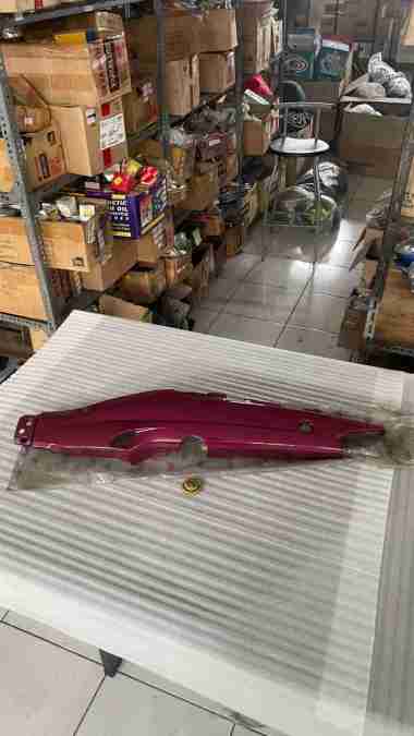 COVER BODI BELAKANG YAMAHA FIZR/ F1ZR/ VEGA LAMA KIRI HIJAU /MERAH MARON ORIGINAL YGP MARON