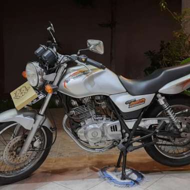 Sepeda Motor Suzuki Thunder GSX 250 cc Edisi Kolektor Purwokerto