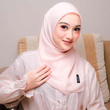 Ansania Premium Scarf - Isa Bella - Hijab Kerudung Segiempat 110 x 110 CREPE