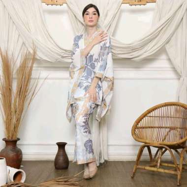 Kebaya Premium Kebaya Batik Wanita Kebaya Pesta Kebaya Modern kebaya Wisuda