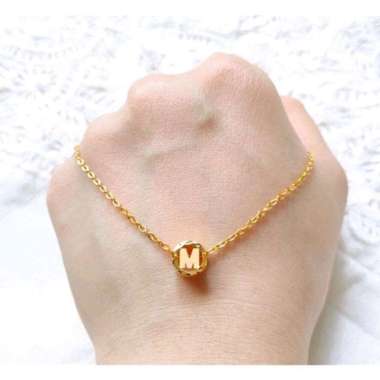 Set Kalung Liontin Huruf M Elegant Emas Asli