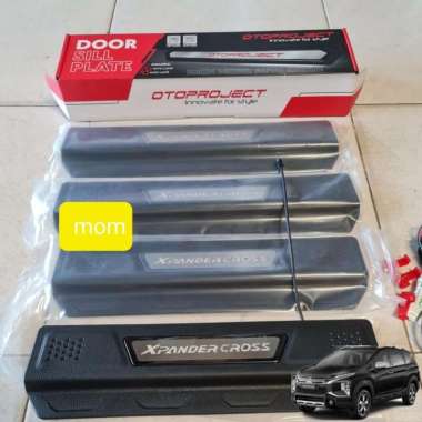 Door Sill Plate / Sillplate Pintu Big Lampu Otoproject Xpander Cross