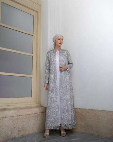 Outer Brokat Panjang Wanita Elegan – Warna Silver Abu | Long Cardigan Premium untuk Gamis & Kebaya B