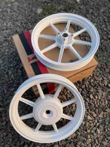 VELG V ROSSI VENOM COMET VARIO 110 BEAT SCOOPY UKURAN 185 215 RING 14 white