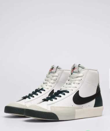 Nike Blazer Mid 77 SE (GS). White Black Deep Jungle. Sneakers Anak Original 36.5