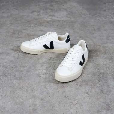 Sepatu VEJA CAMPO CHROMEFREE BLACK WHITE LEATHER LOW SNEAKER 100% ORIGINAL 36
