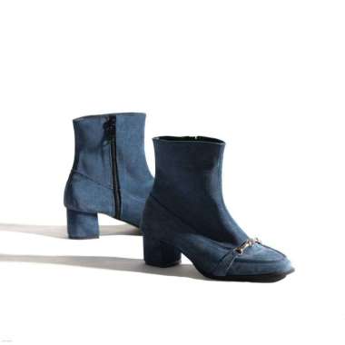 Sepatu Boot Wanita Model Loafer Kulit 36 Putih