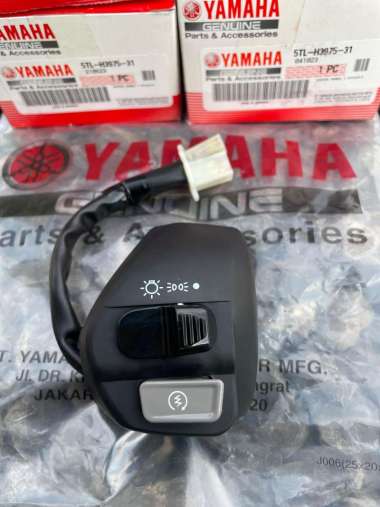 HOLDER SAKLAR KANAN TOMBOL STATER LAMPU 5TL MIO LAMA SPORTY SMILE SOUL JUPITER MX 5TL-H3975-31
