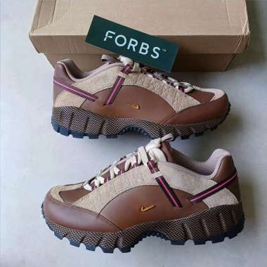 Nike Air Humara LX Jacquemus Ale Brown Gold (W)