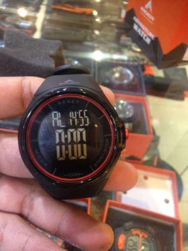 Jam Tangan Eiger Touchscreen