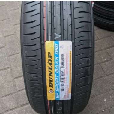 BAN MOBIL PREMIUM DUNLOP SPORTMAXX 050 225/50 R18 Innova Zennix Q Hybrid