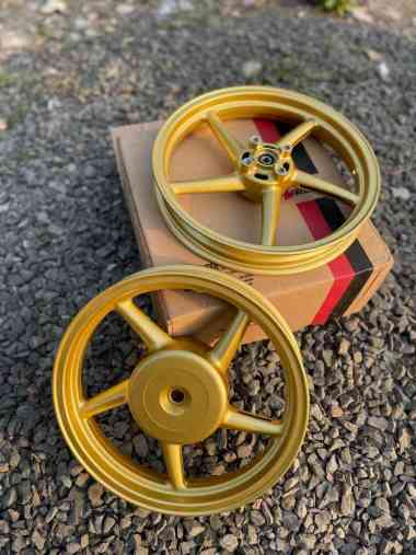 VELG V ROSSI REPLIKA RCB SPRINT SANCA HONDA VARIO BEAT SCOOPY 215 185 RING 14 MATIC GOLD