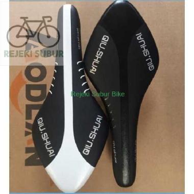 saddle Roadbike Qiu Shuai Sadel Sepeda Balap RB Sport Tipe Race Putih