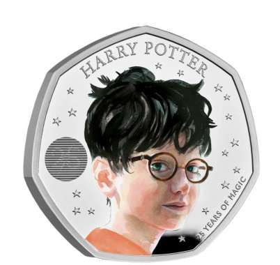 Koin Harry Potter - 2022 UK 50p Silver Proof Color