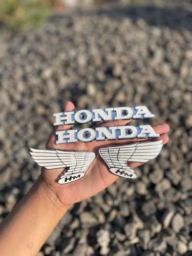 EMBLEM TANGKI LAMBANG TENGKI CB GELATIK CB100 LOGO TANGKI IMPORT TAIWAN