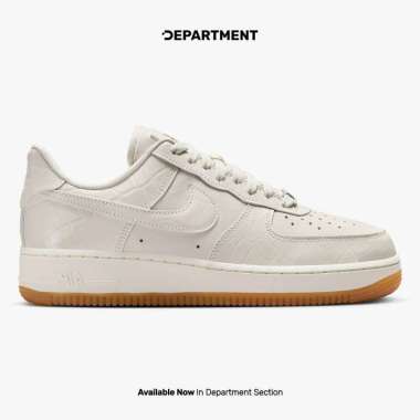 Sepatu Sneakers Unisex NIKE AIR FORCE 1 07 LX DZ2708001 ORIGINAL 40
