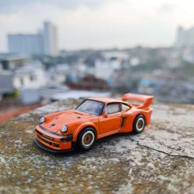 Hot Wheels Premium Porsche 934.5 Loose